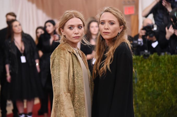 Mary-Kate ir Ashley Olsen