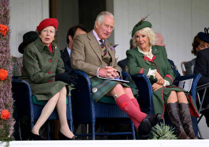 Camilla Parker - Bowles ir Karolis III